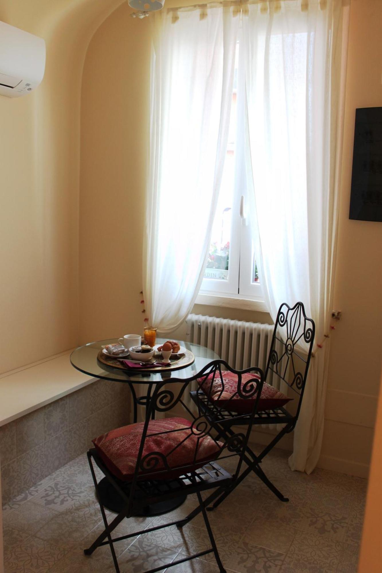 Abracadabra Tortona Bed & Breakfast Milano Eksteriør bilde
