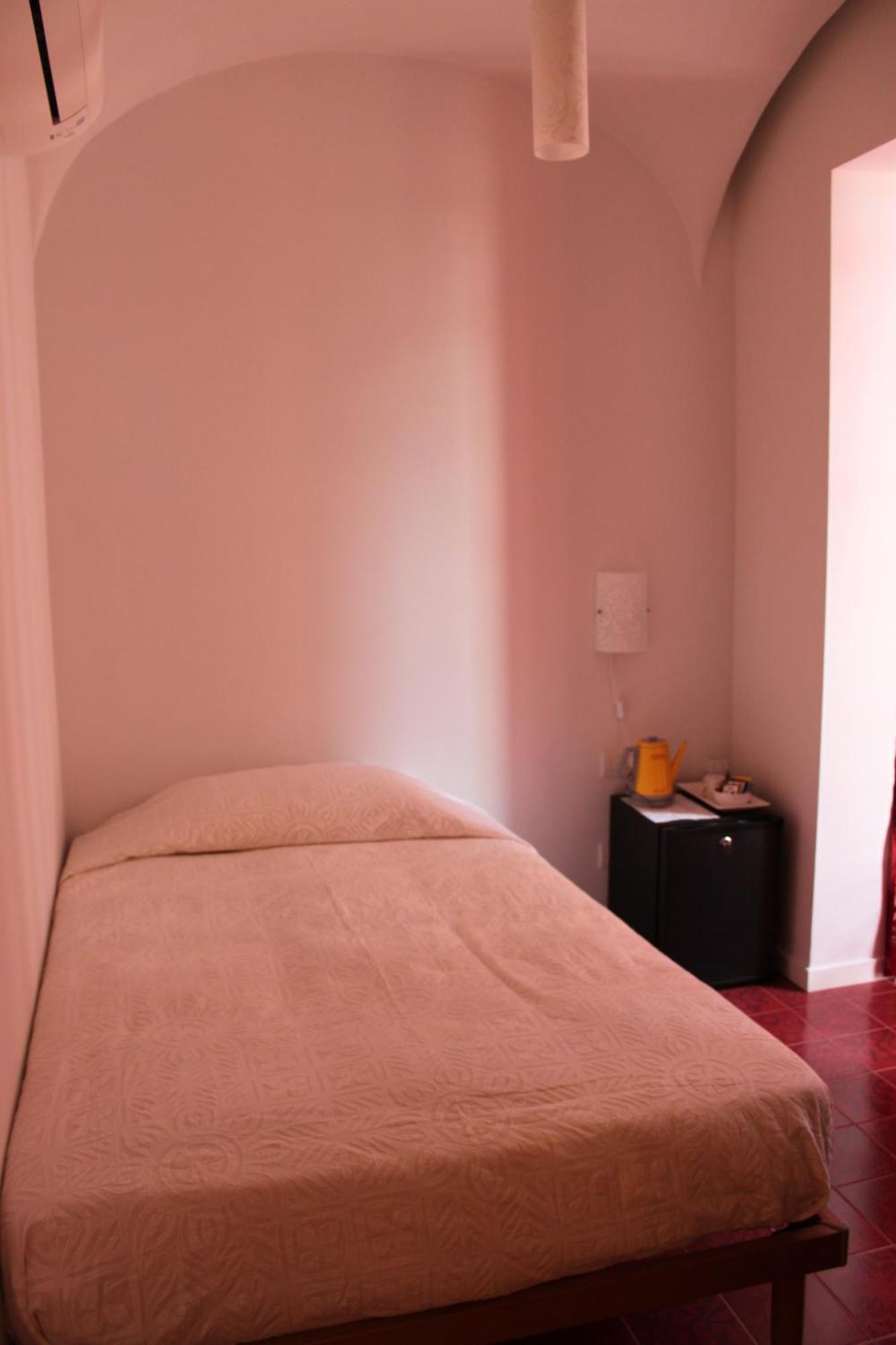 Abracadabra Tortona Bed & Breakfast Milano Eksteriør bilde